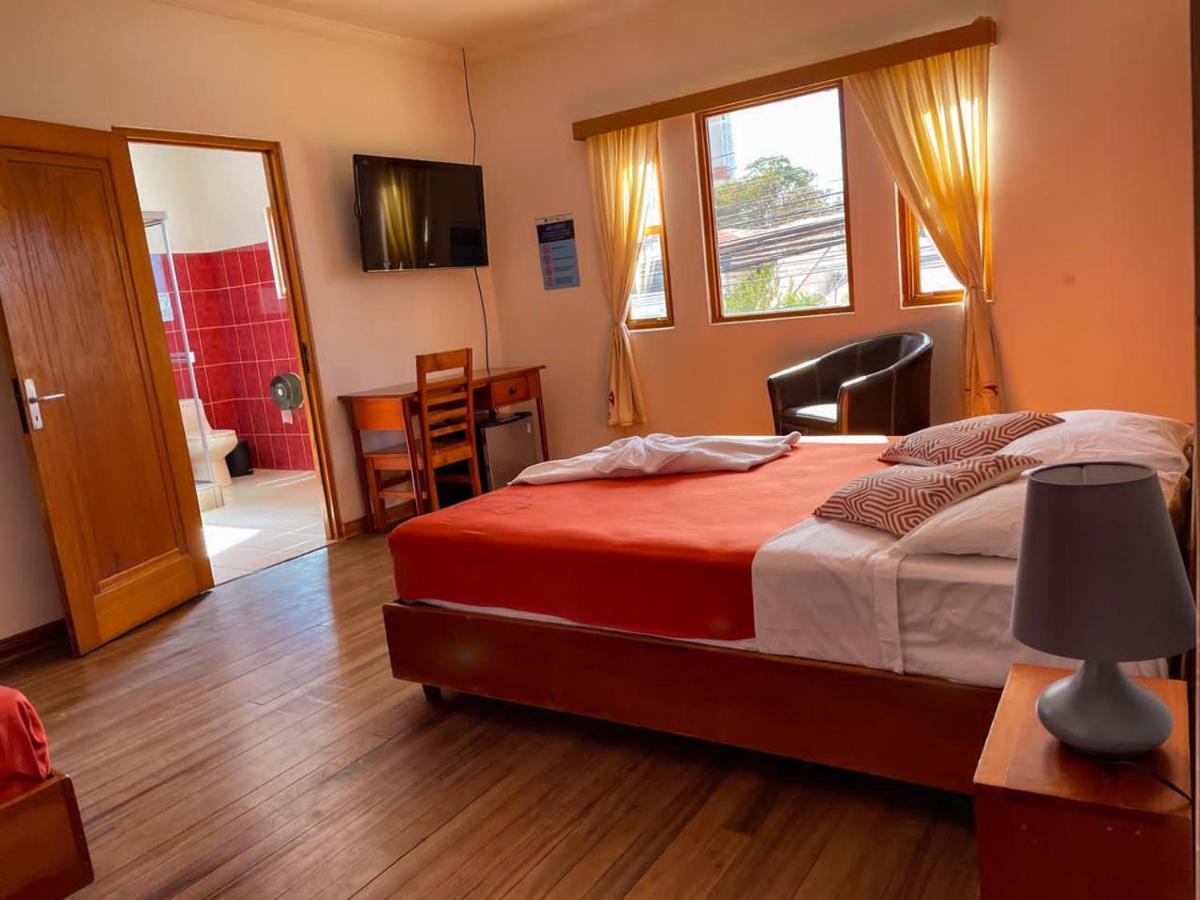 Luz De Luna Hotel Barrio Escalante 산호세 외부 사진