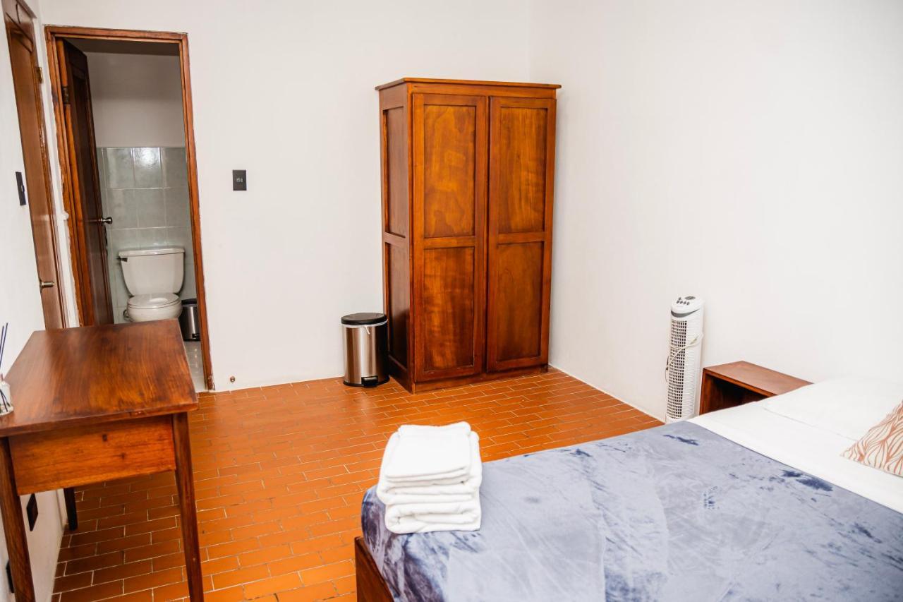 Luz De Luna Hotel Barrio Escalante 산호세 외부 사진