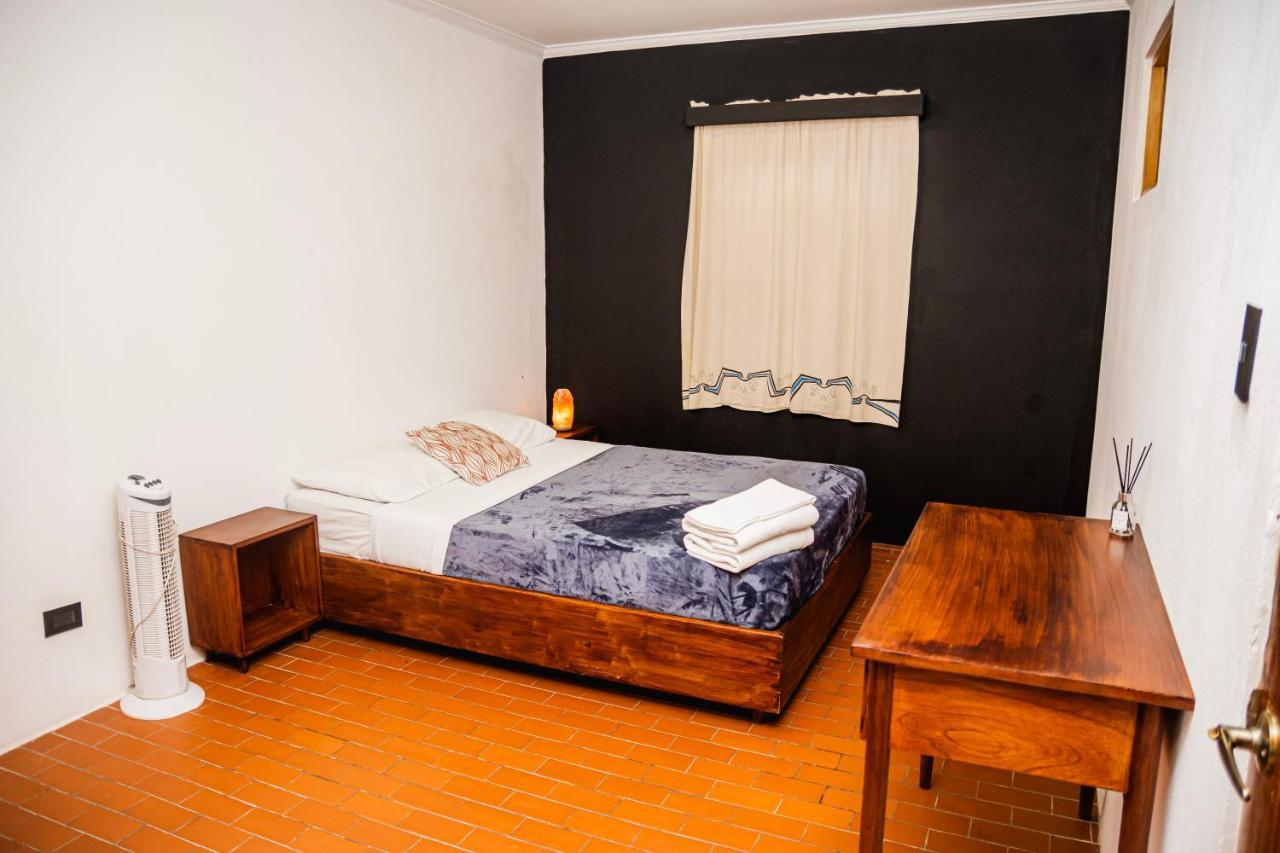 Luz De Luna Hotel Barrio Escalante 산호세 외부 사진
