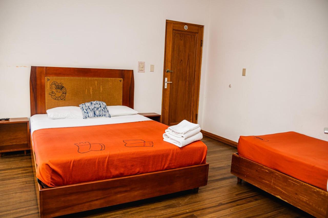 Luz De Luna Hotel Barrio Escalante 산호세 외부 사진